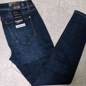 Kenzie effortless ankle jeans